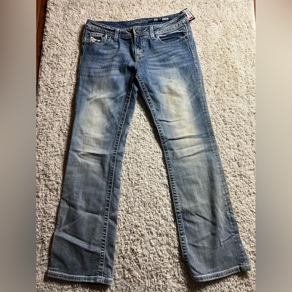 Women's Size 31 Miss Me Boot Cut Jeans NWT - Picture 1 of 7